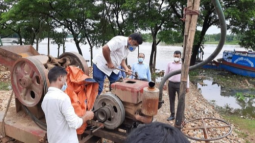 কদমতলীর জব্দকৃত পাথর ৫১লক্ষ টাকায় বিক্রি : ভাংচুরকৃত ৪০ মেশিন উধাও!