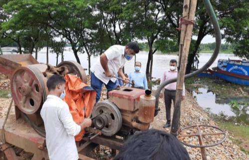 কদমতলীর জব্দকৃত পাথর ৫১লক্ষ টাকায় বিক্রি : ভাংচুরকৃত ৪০ মেশিন উধাও!