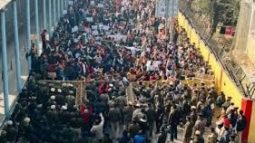 ১৭ বছর পর দেশে ফিরছেন তারেক রহমান ।